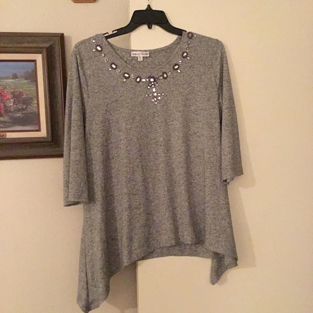 Grey heathered 3/4 sleeve T-shirt